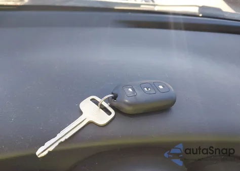 2003 Toyota Matrix Xr z USA, uszkodzony, nr VIN 2T1KR32EX3C089739